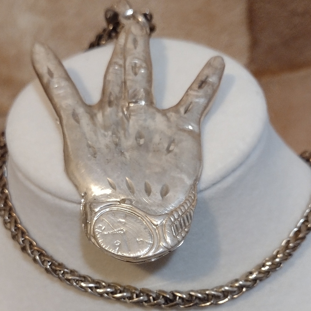 Silver Hand Pendant - Picture 5 of 12